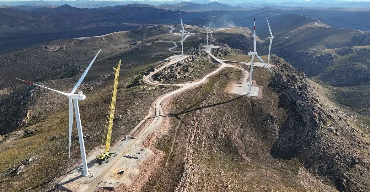Las grúas en el montaje de aerogeneradores