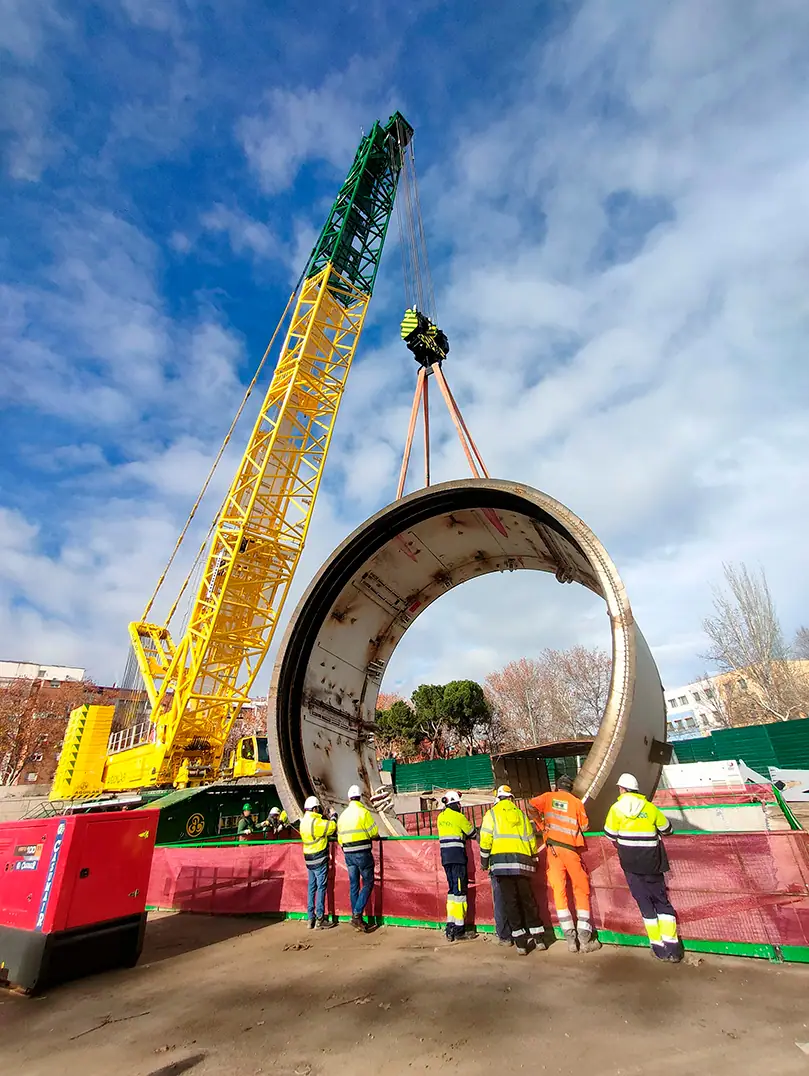 Bajada de la tuneladora Mayrit · Línea 11 de Metro Madrid
