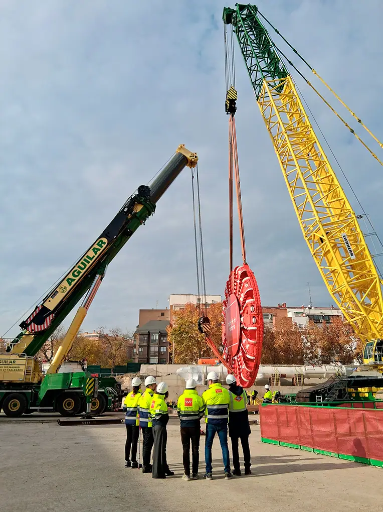 Bajada de la tuneladora Mayrit · Línea 11 de Metro Madrid