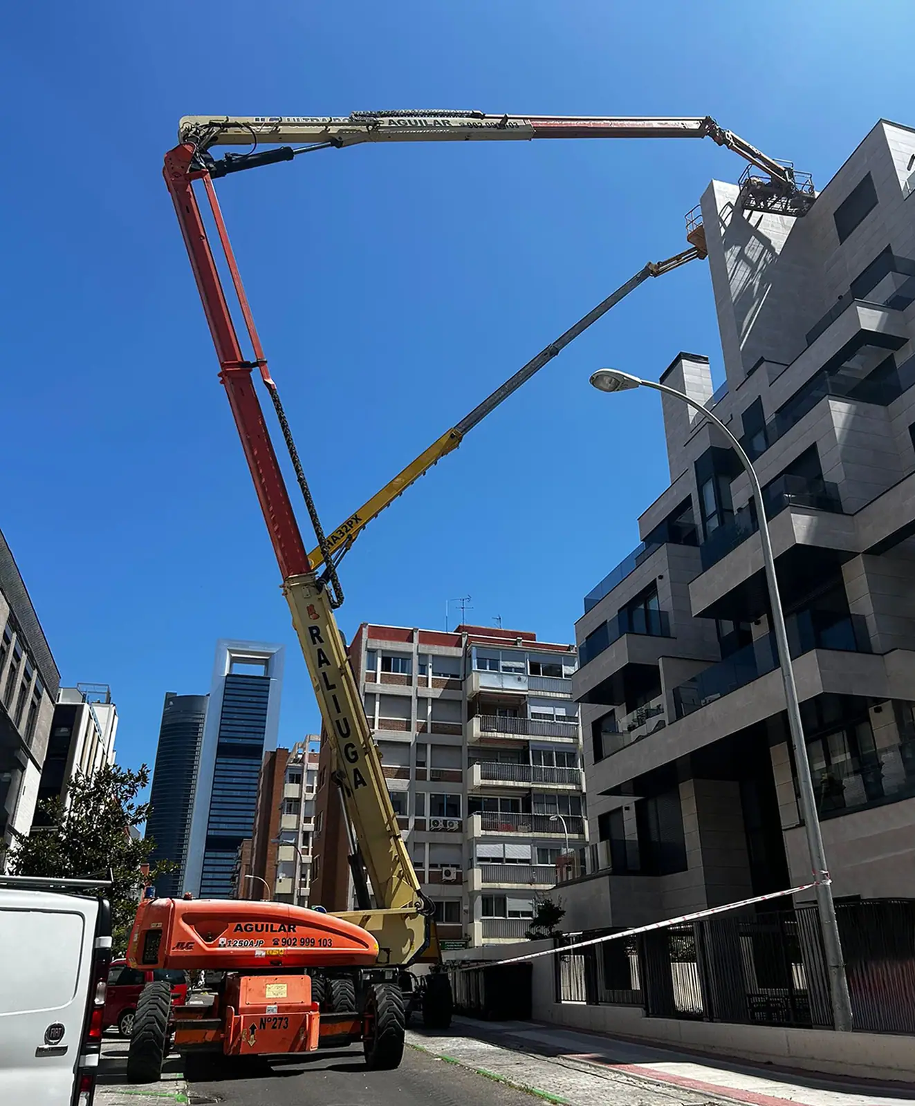 Plataformas elevadoras articuladas